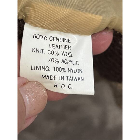 Deerskin Trading Post Sweater Large Wool Suede Brown V Neck Southwestern Vtg - Picture 16 of 16